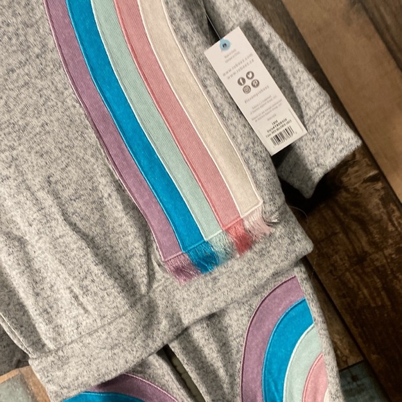 🌈ROBeez heather gray rainbow outfit - Picture 16 of 16